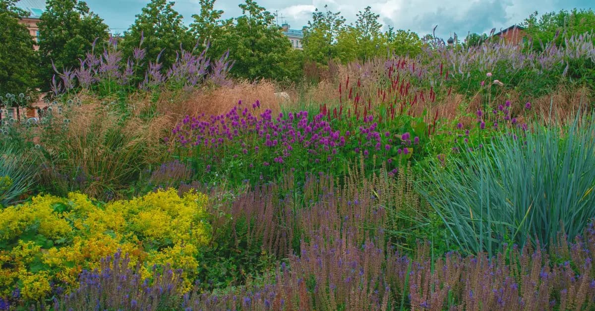10 Astuces pour Aménager un Jardin Durable et Écologique