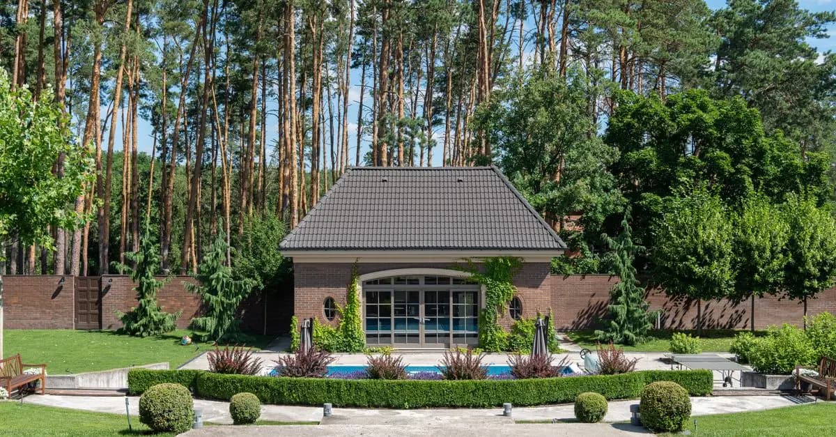 Les Meilleures Pratiques pour Entretenir Votre Jardin en Toutes Saisons